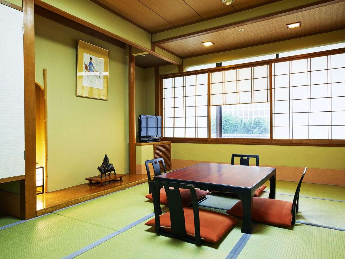 和室(8畳)